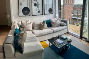 Stylish and Chic 1 Bedroom Apartment in Canning Town
